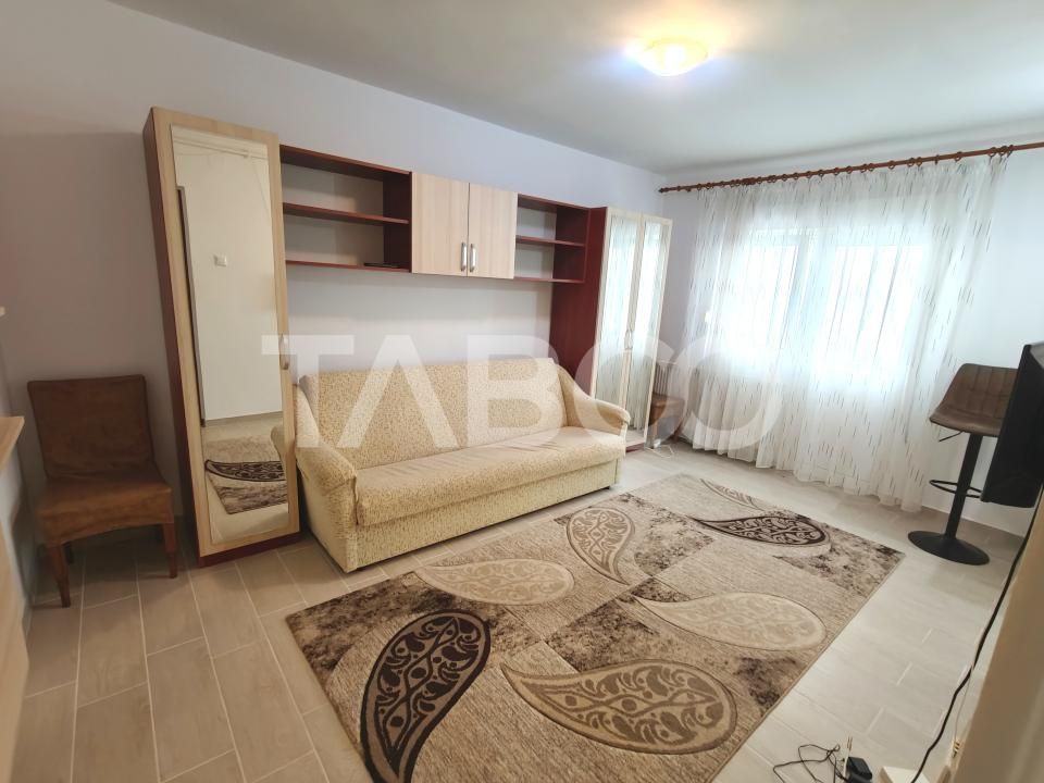 Garsoniera cu balcon la etajul 1 - mobilata si ultilata - OMV Milea – fotografia 2 din 7