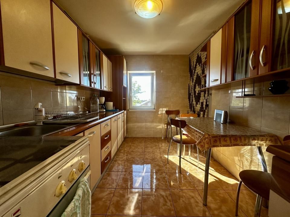 Aparatament 3 camere semidecomandat -zona Dambovita – fotografia 6 din 11