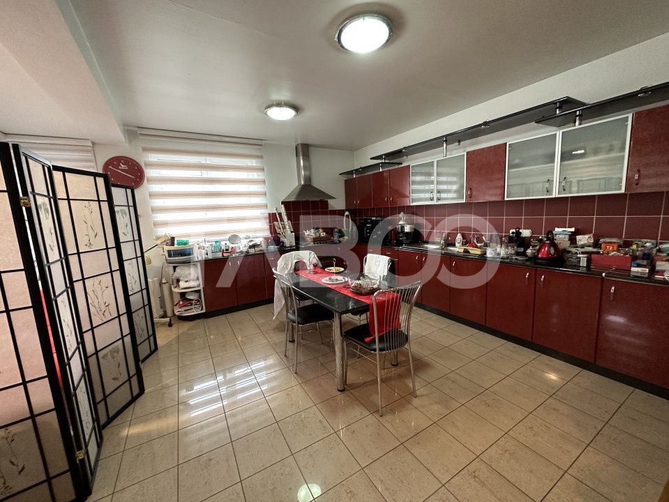 Casa tip californian cu crama piscina sauna garaj teren liber 250 mp – fotografia 14 din 34