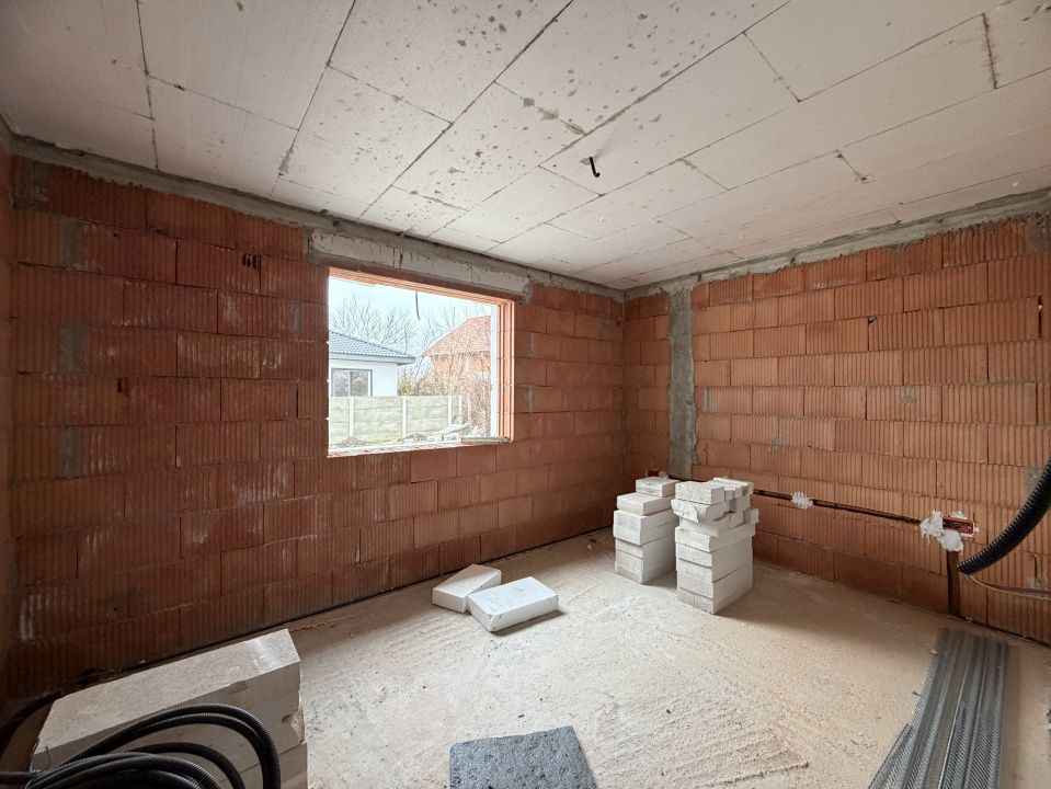 Casa individuala 4 camere, 405mp teren, 120mp utili in Utvin – fotografia 7 din 16