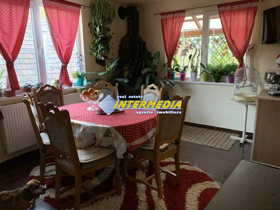 Casa de vanzare P+E Alba Iulia zona Centru finisata pretabila pensiune – fotografia 7 din 8