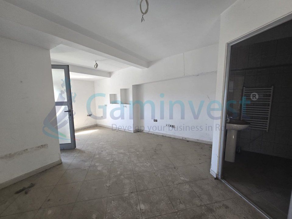 Spatiu de tip hala showroom pentru clinica medicala, imagistica Clujului, Oradea – fotografia 12 din 17