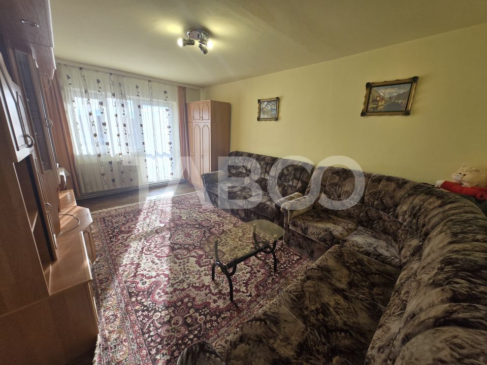 Apartament 2 camere de vanzare 52 mp decomandat balcon Strand Sibiu – fotografia 3 din 12