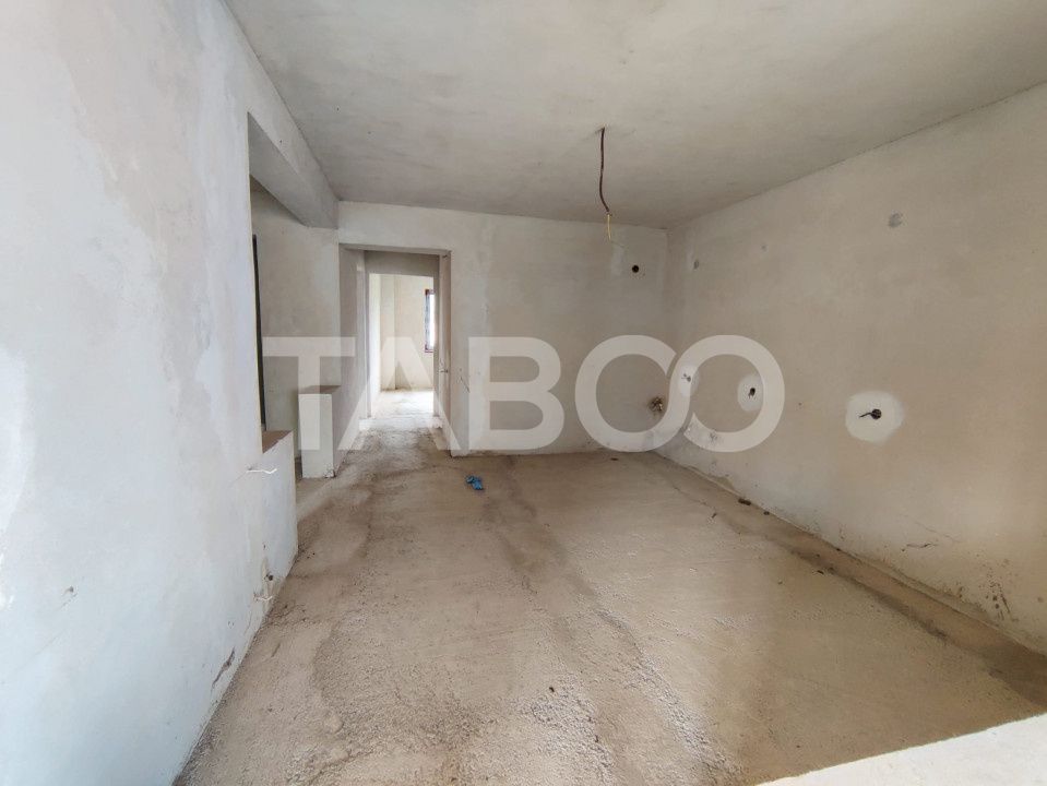 Comision 0% Casa tip duplex de vanzare 6 camere cu teren Saliste Sibiu – fotografia 12 din 16