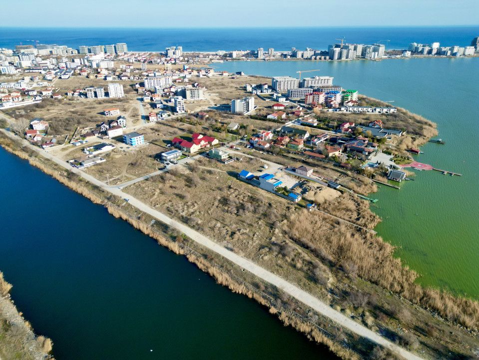 Vand teren in Mamaia primul rand la lacul Siutghiol – fotografia 1 din 3