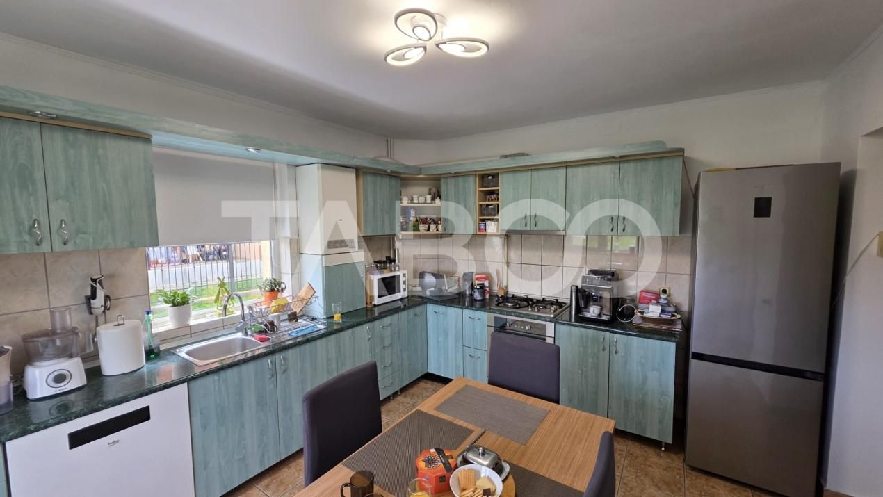 Duplex spatios de vanzare in Sebes Drumul Petrestiului – fotografia 3 din 19