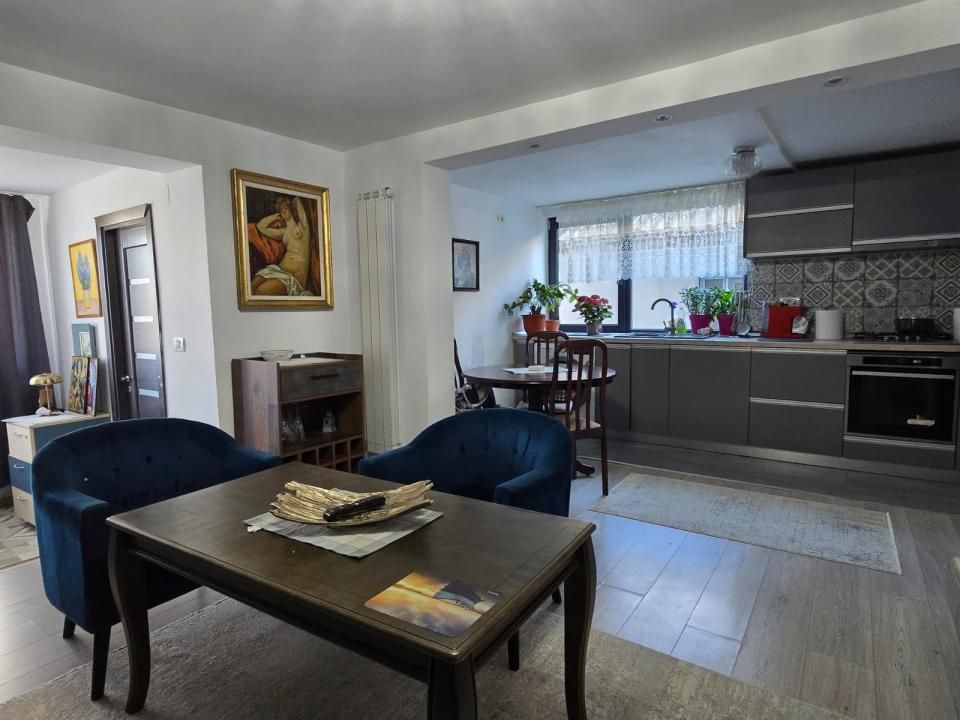 Casă 2 Mai | 6 dormitoare - băi proprii | 685 MP Teren – fotografia 10 din 22