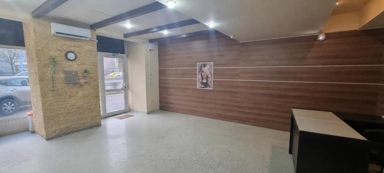 2 spatii comerciale de inchiriat | Titulescu stradal | 56mp + 64mp = 120mp – fotografia 4 din 17