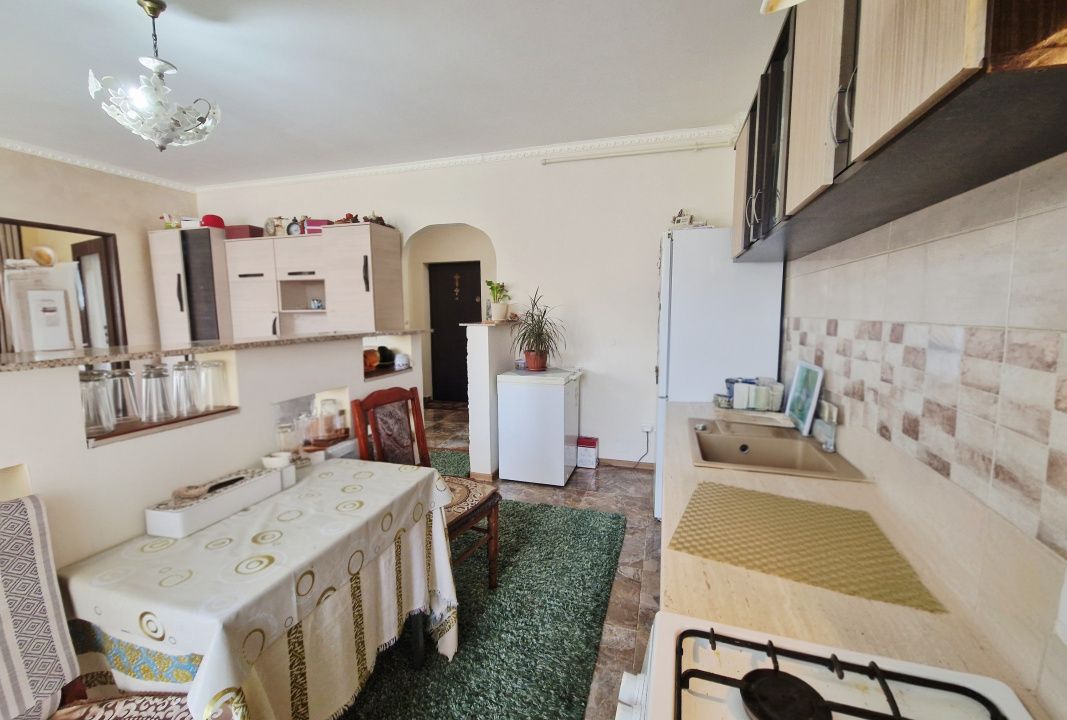 Apartament mobilat cu garaj, str. Cetatii, Floresti – fotografia 6 din 14