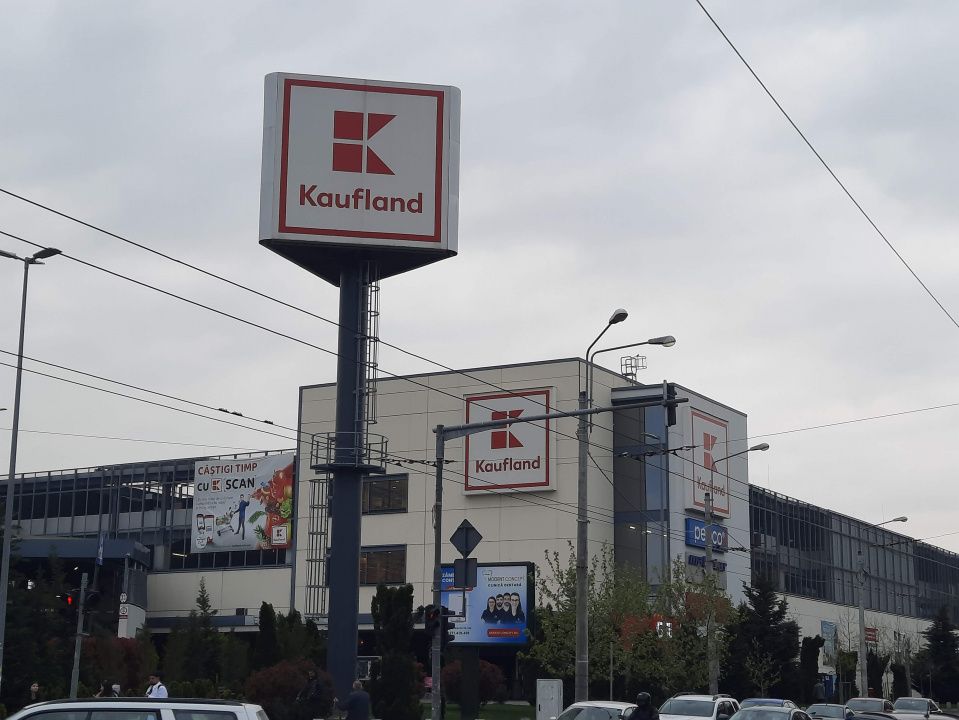Drumul Taberei, Valea Oltului Brancusi, garsoniera parter, bloc 4 etaje, boxa – fotografia 28 din 28