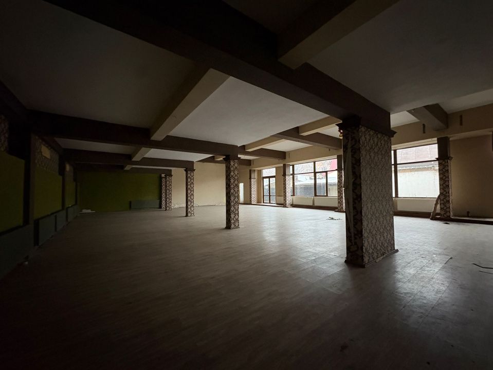 Spatiu Comercial, 600 mp, Cartier Rovine, Zona Dezrobirii – fotografia 2 din 5