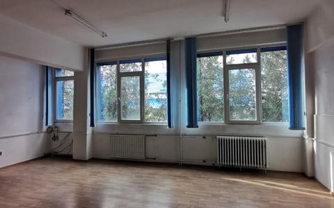 Spatiu birou de inchiriat, 63 mp utili, etaj 1,  Zona Calea Sagului