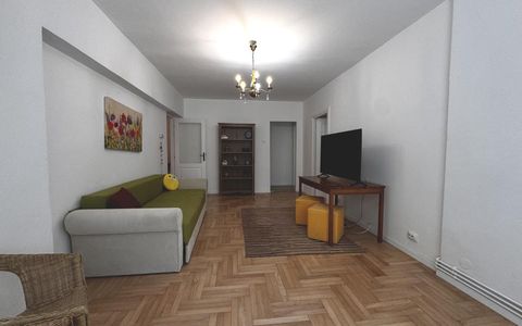 Apartament cu 2 camere si balcon | etaj 1 | Mioritei | de vanzare
