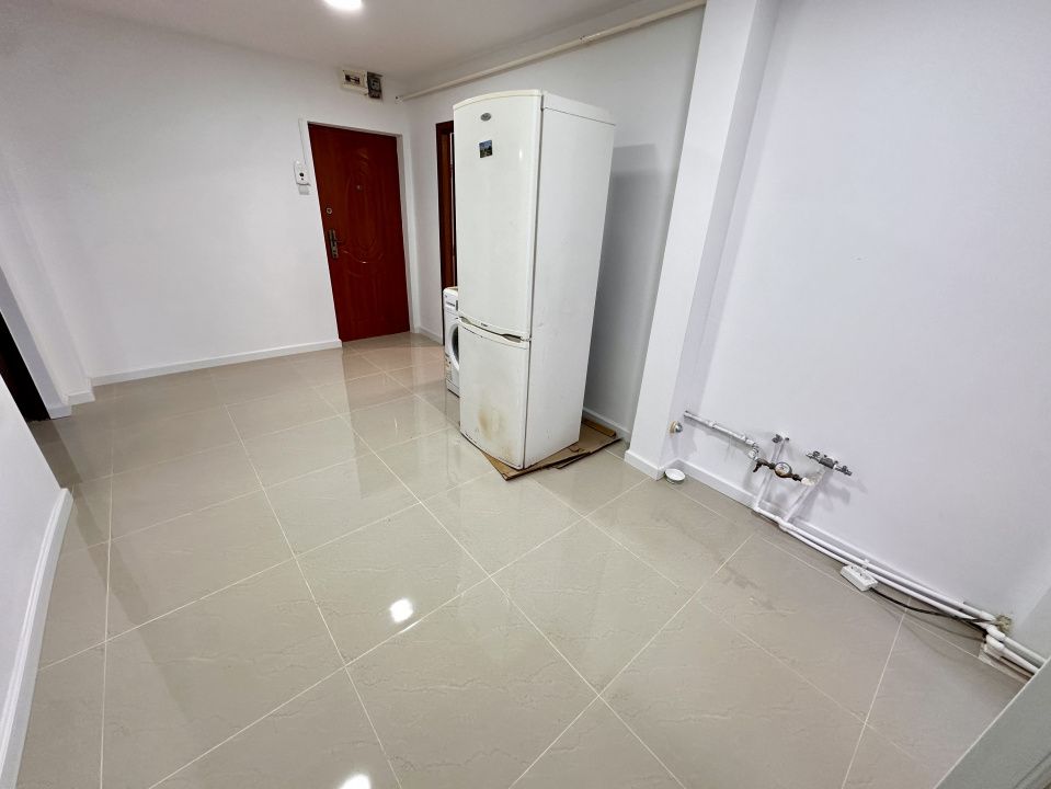 Apartament 2 camere decomandat | 1 Baie | 1 Balcon | 52 mp | Cetate | – fotografia 8 din 9
