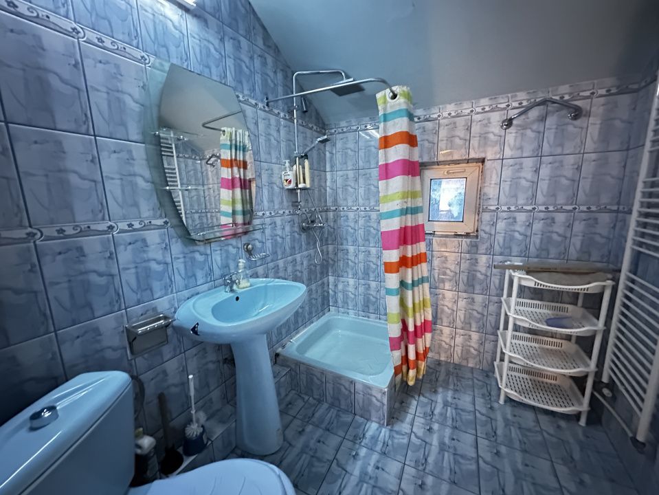 Vanzare Casa 7 Camere Renovata P+M cu 750 mp Teren acces 2 strazi topAlba CENTRU – fotografia 34 din 40