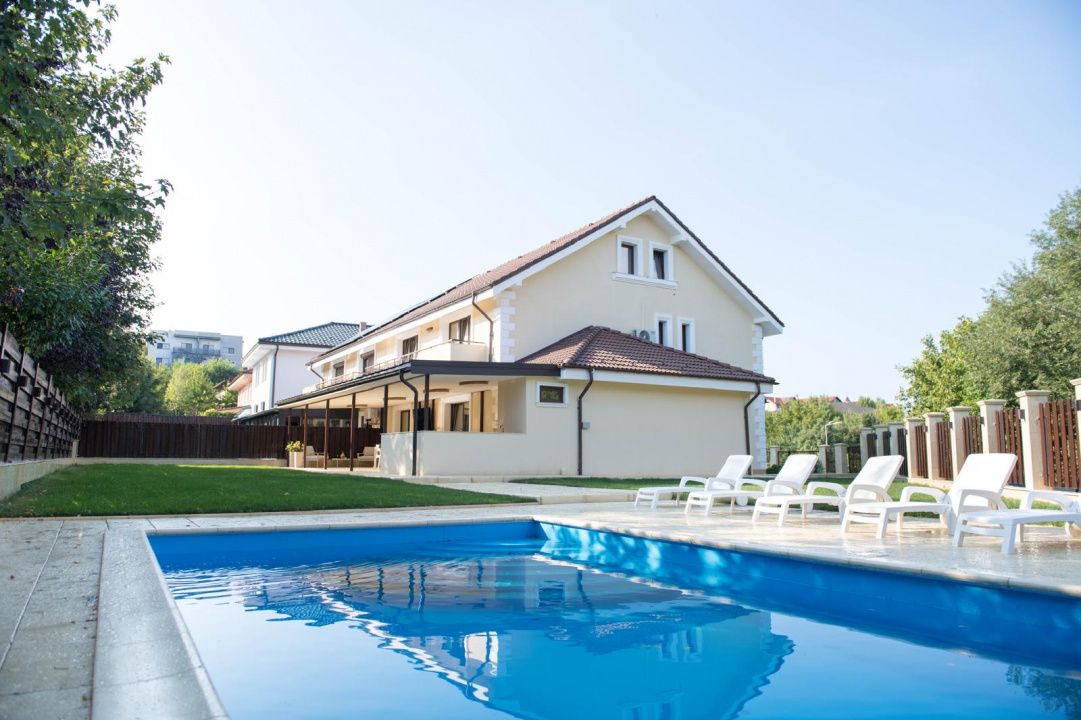 Reședință exclusivistă, piscină încălzită, 300 mp utili, teren 700 mp | Borhanci – fotografia 1 din 25