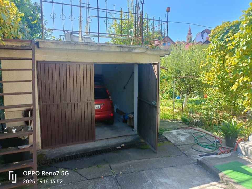 Casă cu spațiu comercial de vânzare în Reghin – fotografia 9 din 11