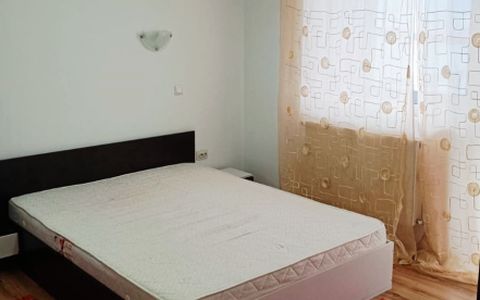 Apartament mobilat cu parcare, zona stadionului in Floresti