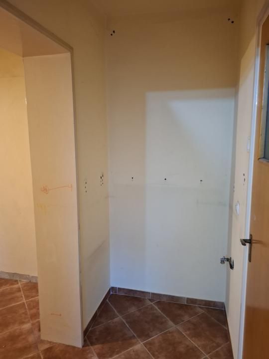 Vanzare apartament 4 camere | Titan - bloc tip H | langa metrou | etaj 3/4 | – fotografia 34 din 34