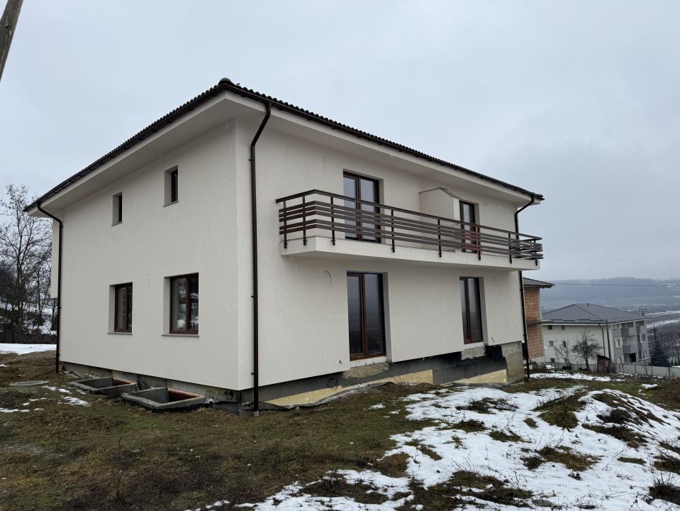 Exclusivitate ! Com 0% ! Duplex 200mp și teren 350m în Apahida, zona Primăriei – fotografia 2 din 30