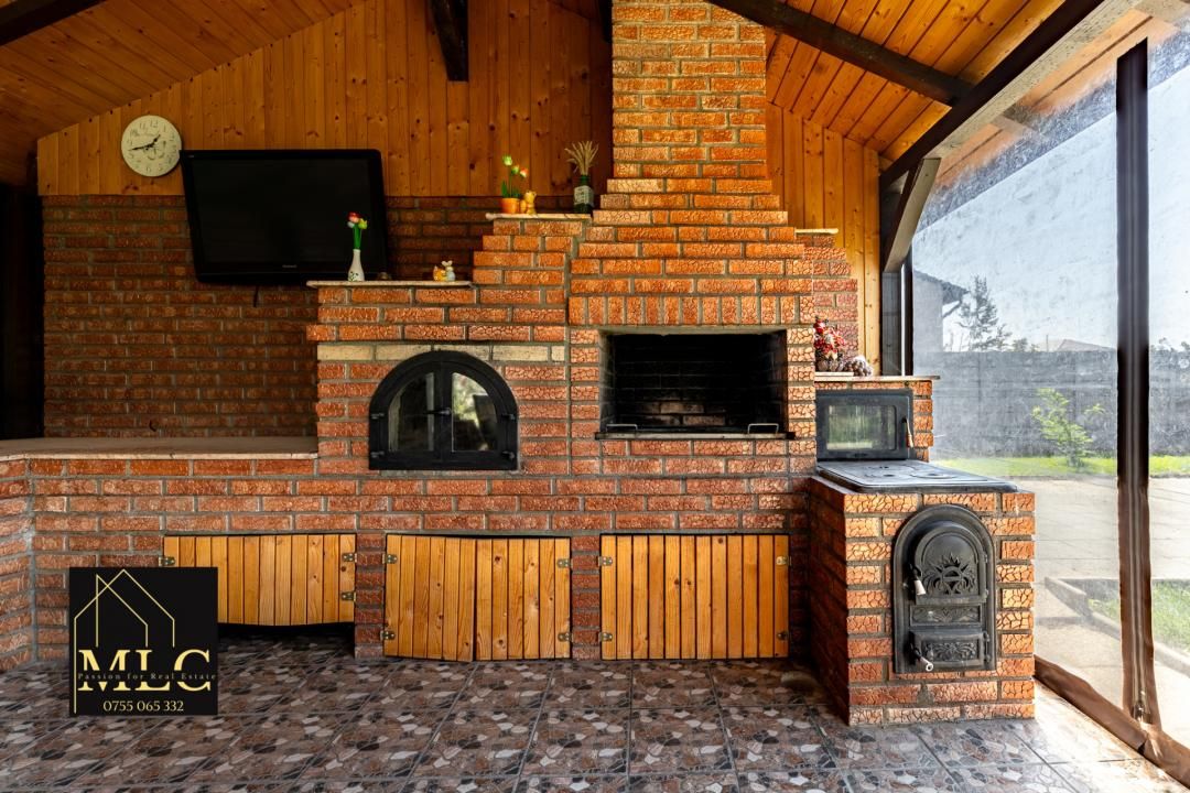 Casă modernă 202 mp utili | Teren 874 mp | Foișor 79 mp | Livadă | Fotovoltaice – fotografia 15 din 20