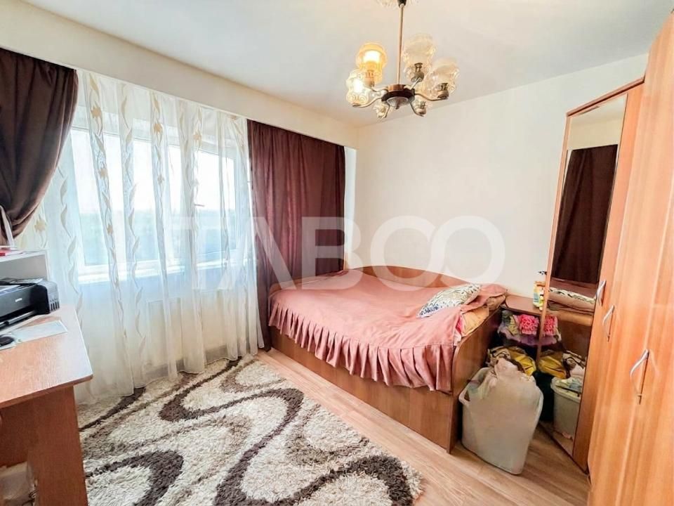Apartament 2 camere decomandate de vanzare 52 mp cartier Intre Lacuri – fotografia 2 din 8
