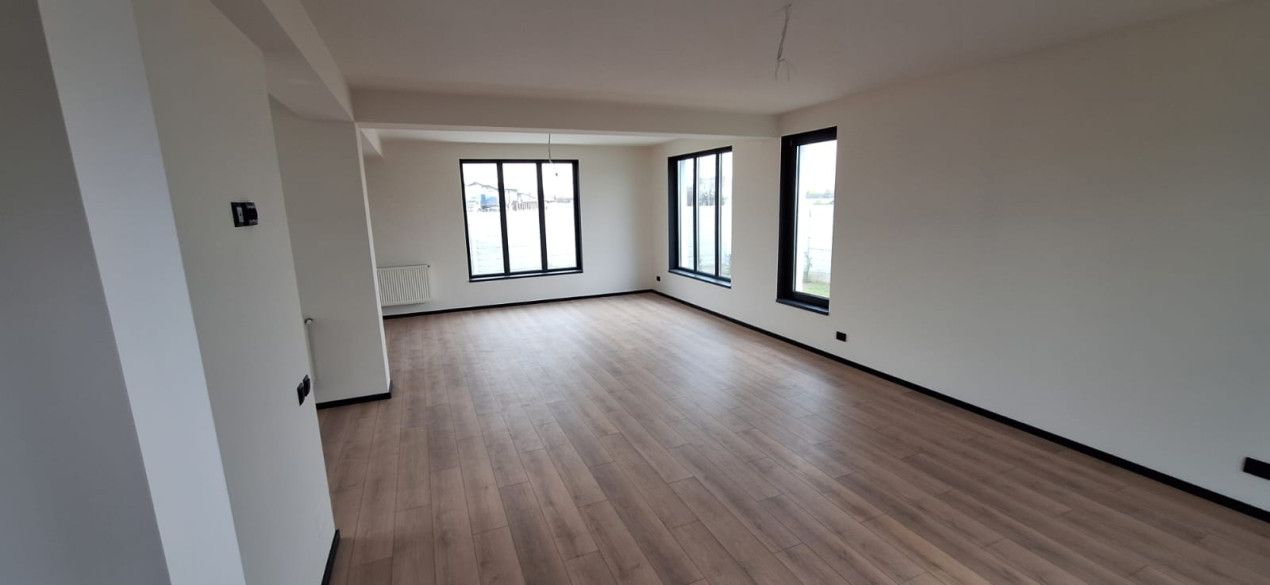 Vilă 4 camere de vanzare Comuna Berceni – fotografia 4 din 9