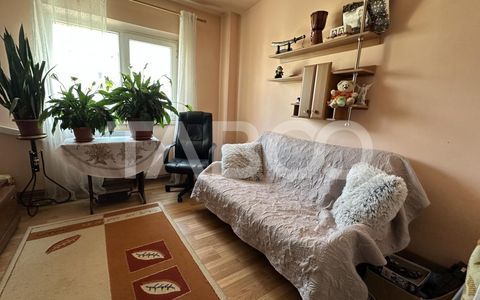 Apartament  4 camere 2 ba in bloc cu lift pivnita Mihai Viteazul Sibiu