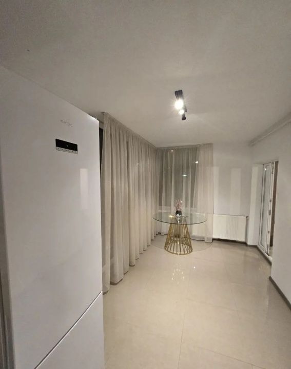 Spatiu birouri de inchiriat, 4 camere, curte proprie, BMW, Floresti! – fotografia 8 din 9