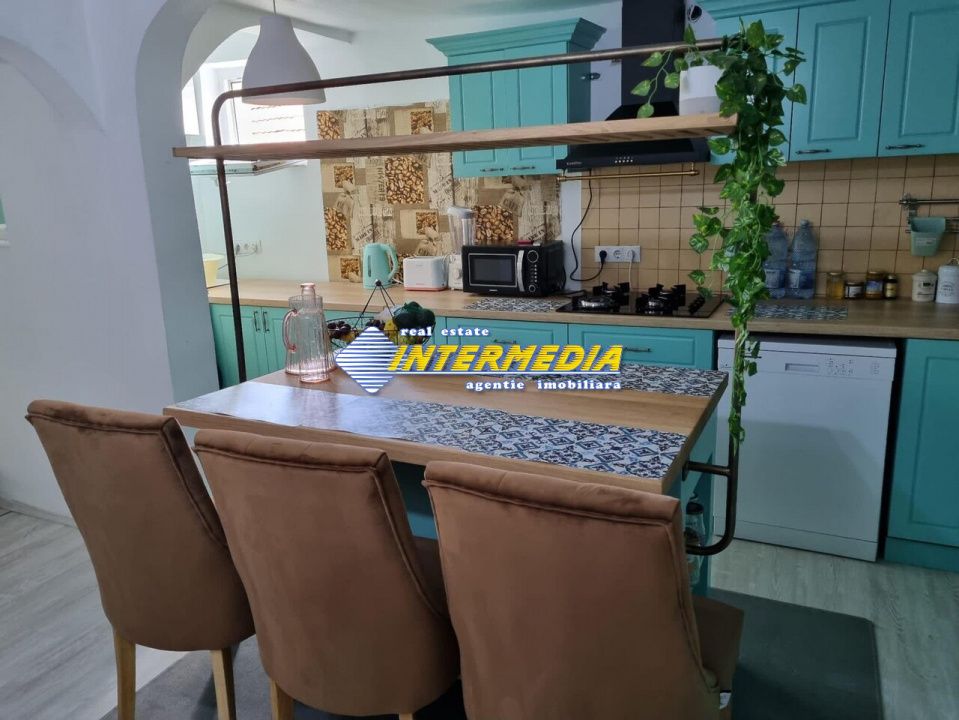 Casa P+E de vanzare recent renovata in Centru cu 680 mp teren – fotografia 19 din 35