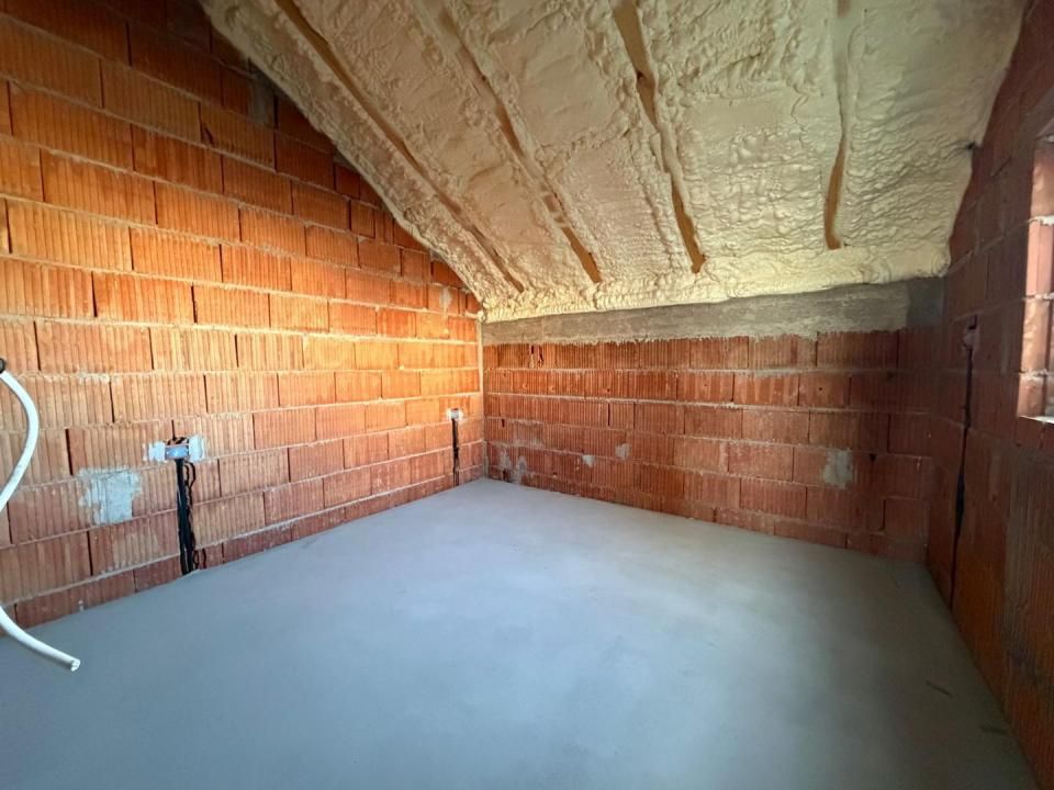 Duplex Individual | 4 camere | Toate utilitatile | Asfalt | Carport | – fotografia 9 din 11