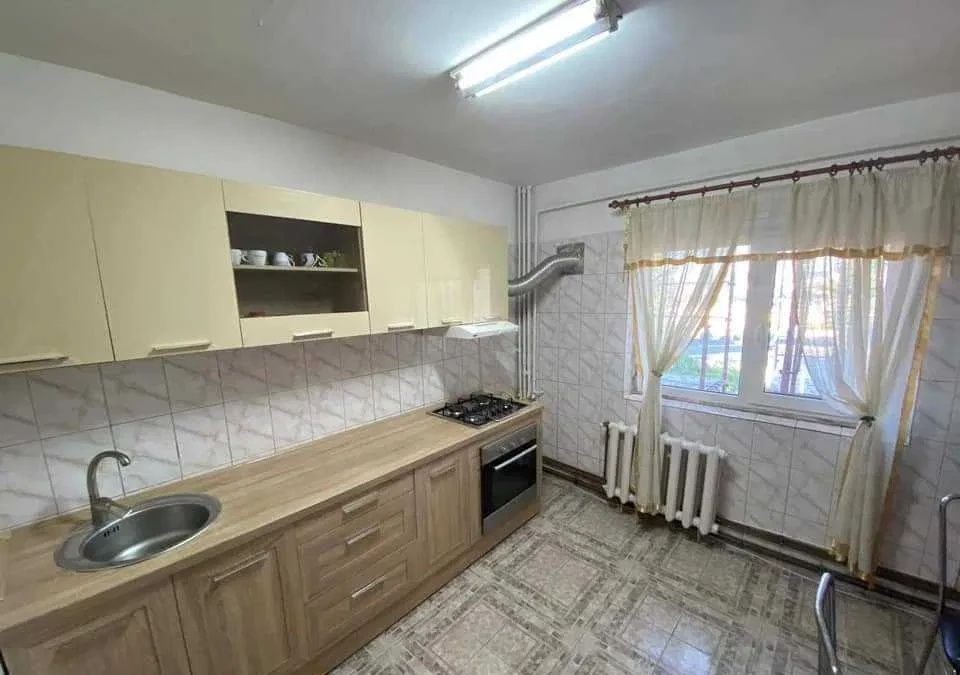 3 Camere de inchiriat | Rahova | Parc Sebastian | Centrala |  Parcare – fotografia 4 din 5
