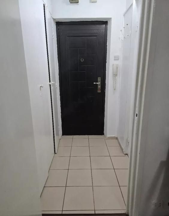 Garsoniera de vanzare | Costin Georgian | Bloc Reabilitat | Metrou | – fotografia 5 din 6