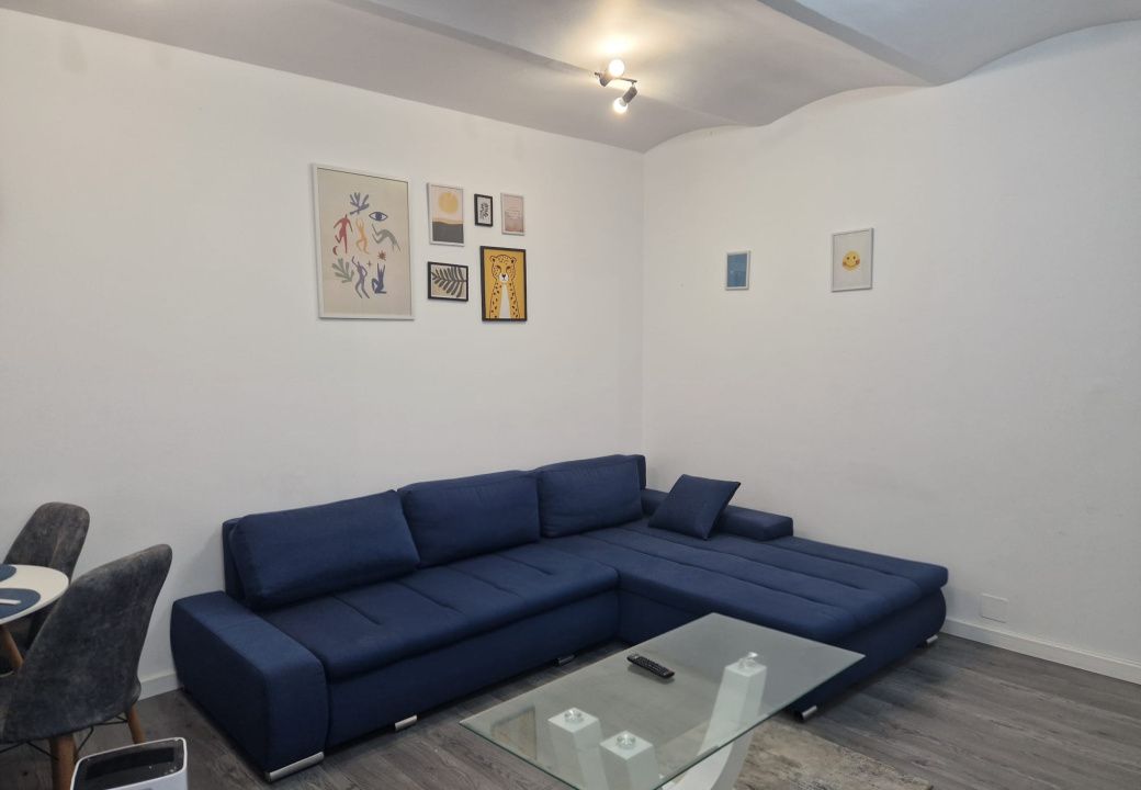 Apartament 2 camere, zona centrala – fotografia 2 din 15