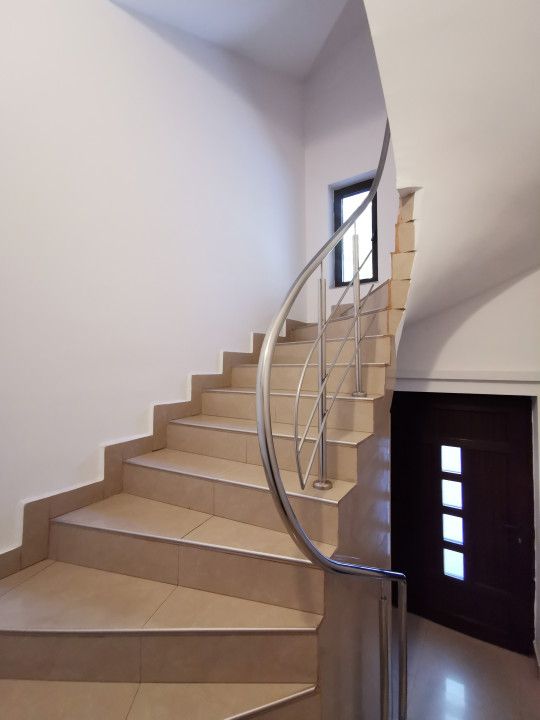 SPATIU COMERCIAL |  BD. MAMAIA |  D+P+2 – fotografia 17 din 25