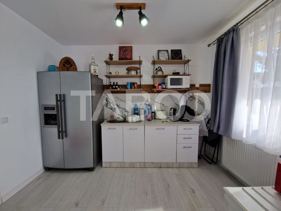 Duplex 101mpu pe 2 nivele si apartament cu intrare separata Selimbar – fotografia 10 din 17