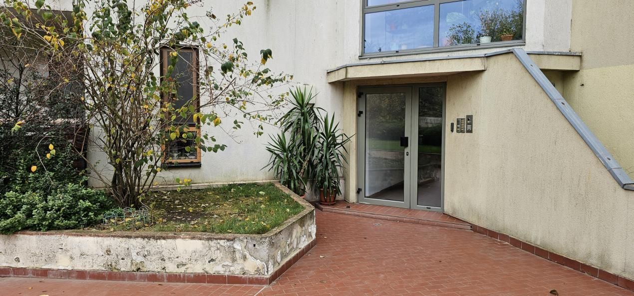 Doi Cocosi - Straulesti - 3 camere cu parcare si boxa incluse – fotografia 31 din 51