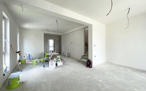 Duplex modern cu 5 camere- Urseni