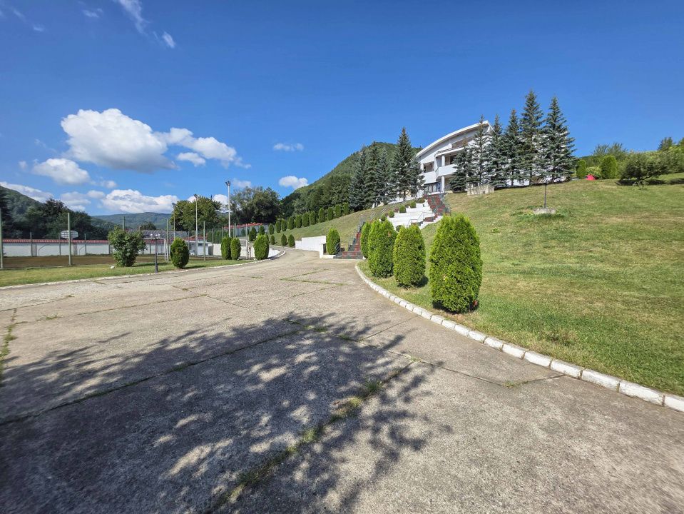 Conac exclusivist | Slănic-Moldova | View Superb |  Domeniu 17.000 mp | SPA&LAC – fotografia 5 din 26
