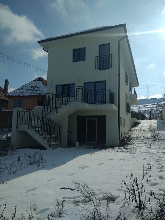 Casă individuală zona Feleacul, 170mp utili – fotografia 1 din 12