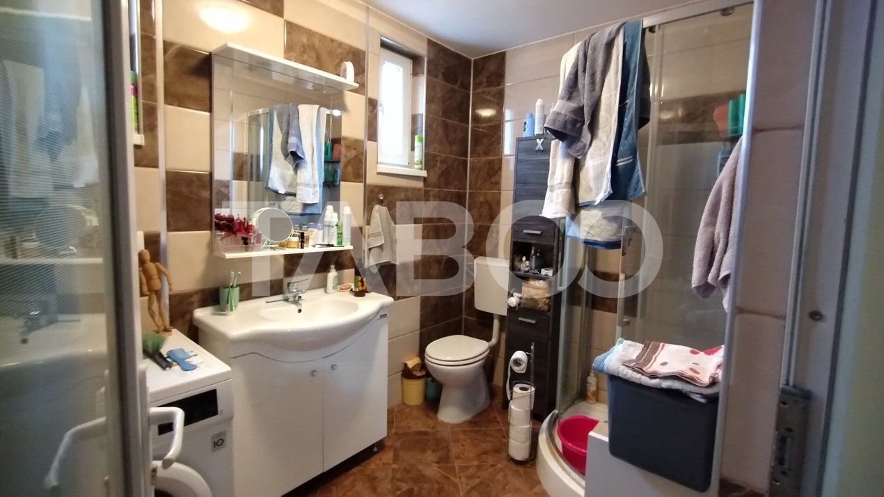 Afacere si locuinta cu teren de 1450 mp de vanzare in Rausor – fotografia 7 din 24
