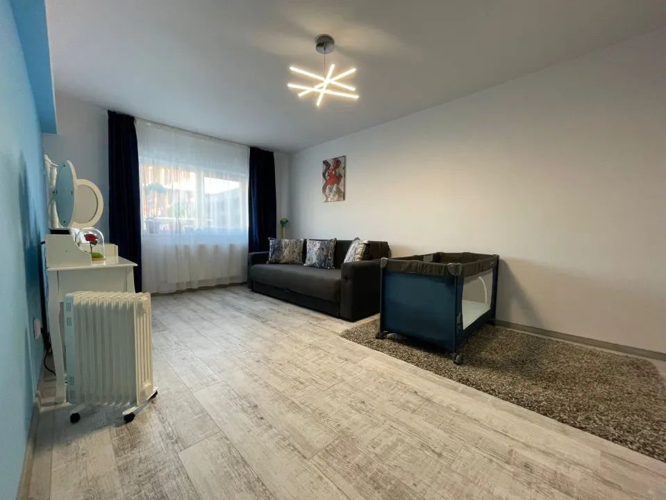 Apartament decomandat 2 camere etaj intermediar si parcare! – fotografia 1 din 13