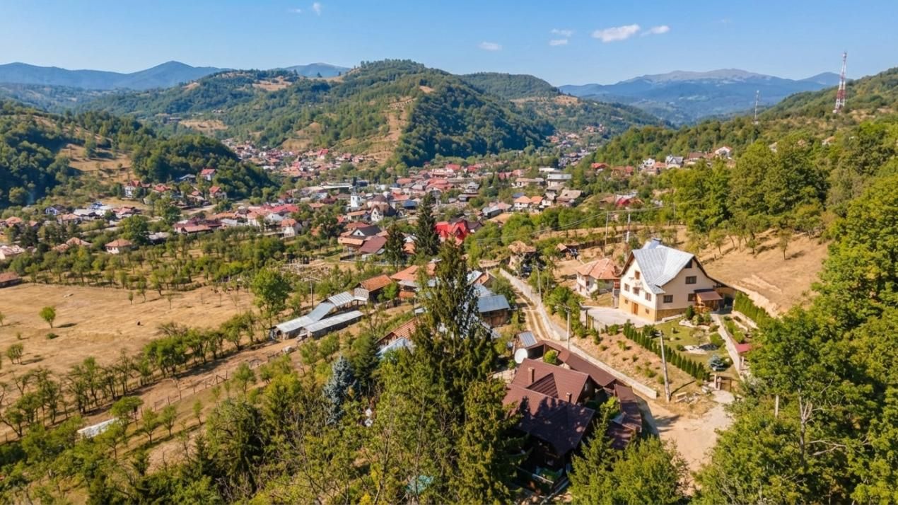 Oportunitate investitie teren  la munte, Prahova | 3.485 mp | View spectaculos – fotografia 2 din 5