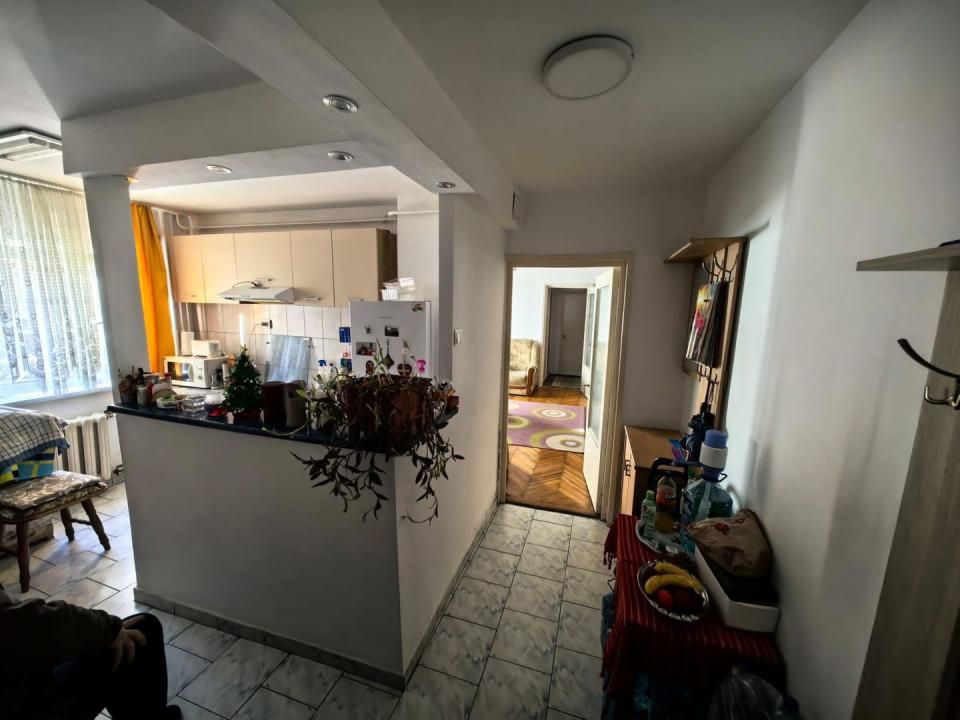 2 camere | mobilat si utilat | boxa | zona excelenta | – fotografia 4 din 14