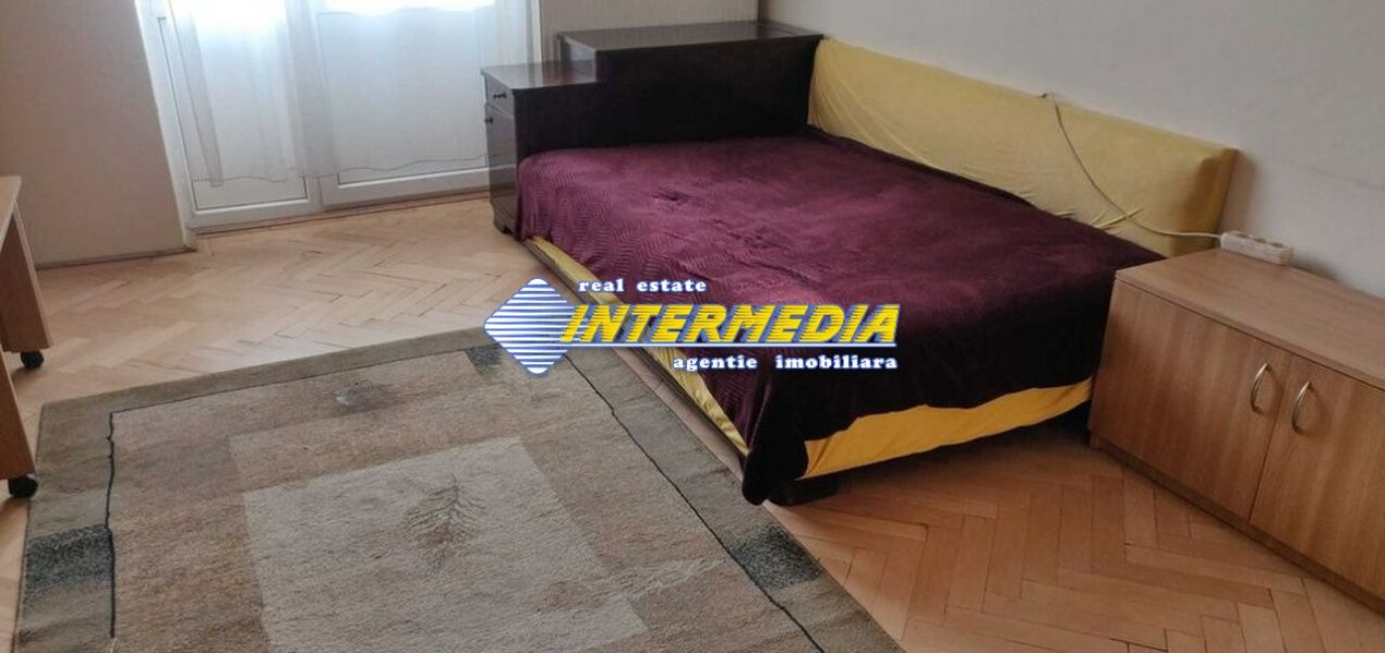 Apartament cu o camera, 43 mp zona Centru – fotografia 1 din 4