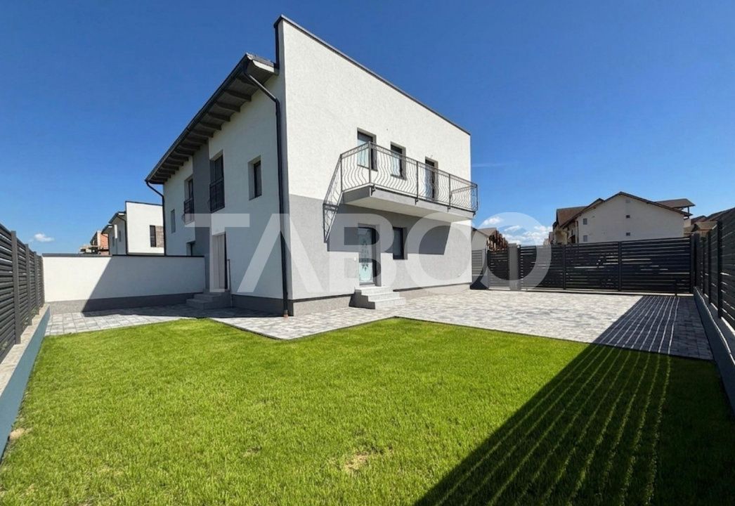 Casa de vanzare in Selimbar acces auto in curte si 2 locuri de parcare – fotografia 2 din 8