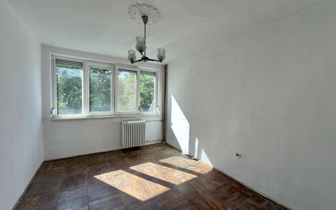 Apartament 2 camere, etaj 2, decomandat - zona Sagului