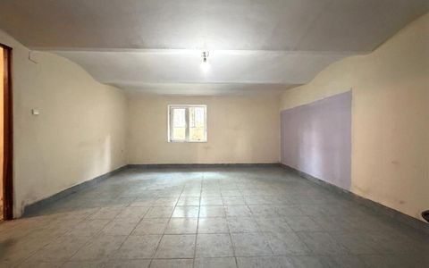 Apartament cu 1 camera, 55 mp utili, demisol-Zona Odobescu