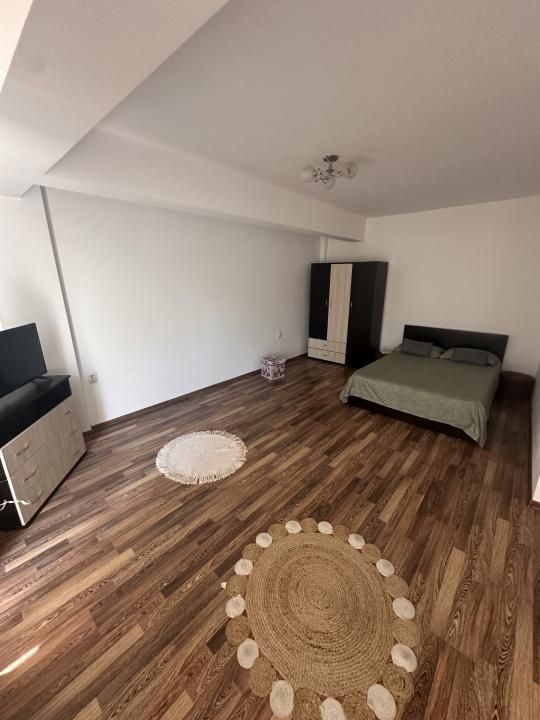 Garsoniera de vanzare etaj parter zona Ostroveni Ramnicu Valcea – fotografia 1 din 8