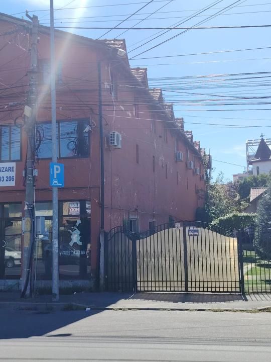 Oportunitate de investitie Hotel Ava 903 mp suprafata Ultracentral Targoviste – fotografia 2 din 2